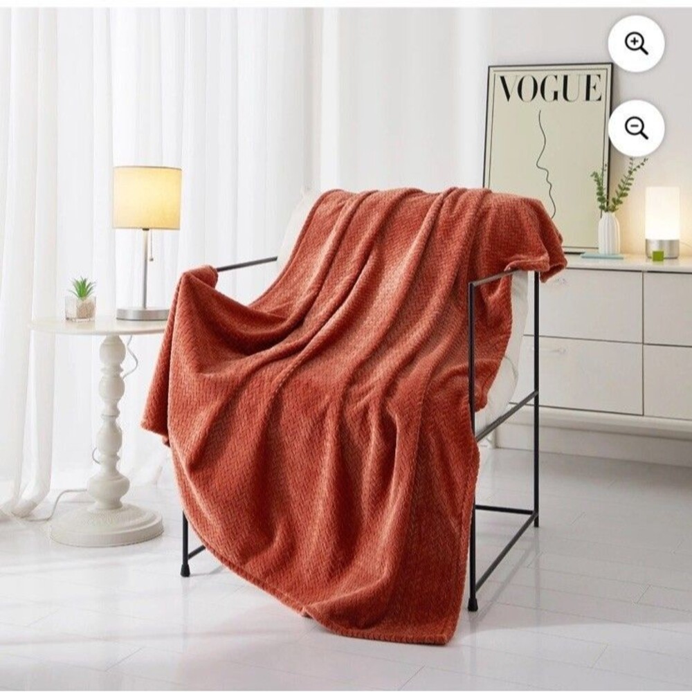 Mainstays Cozy Textured Plush Throw Blanket, Copper, 50"x60" All Ages